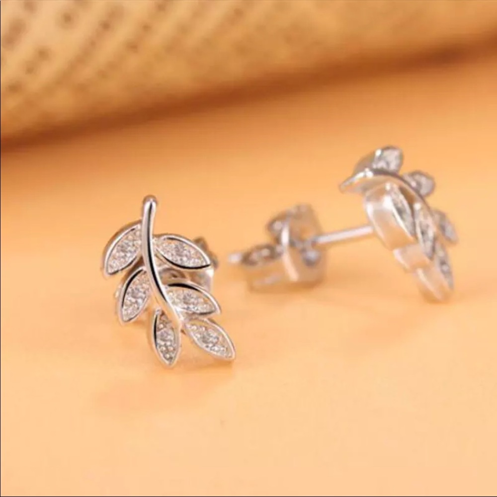Sterling Silver 925 CZ Leaves Stud Earrings
